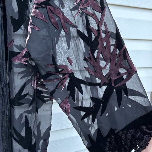 JayLey Ladies Silk Black Fringe Sheer Pink Velvet Top Boho Kimono Cardigan - Picture 4 of 16